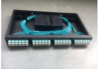 Panel de conexión de fibra óptica de empalme con 96 bandejas de empalme de fibra para cableado de centro de datos