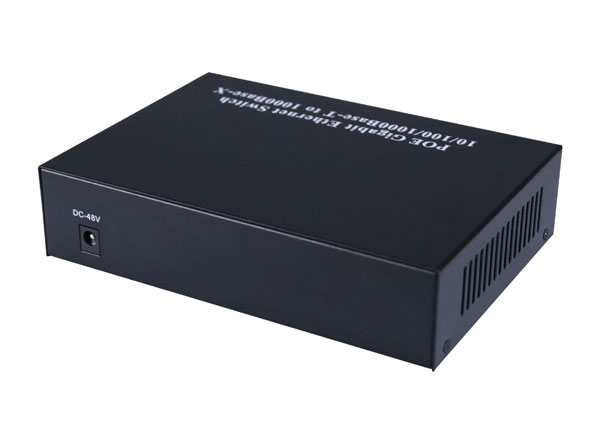 10/100M 1 puerto óptico 8 puertos eléctricos RJ45 Ethernet Industrial POE Switch