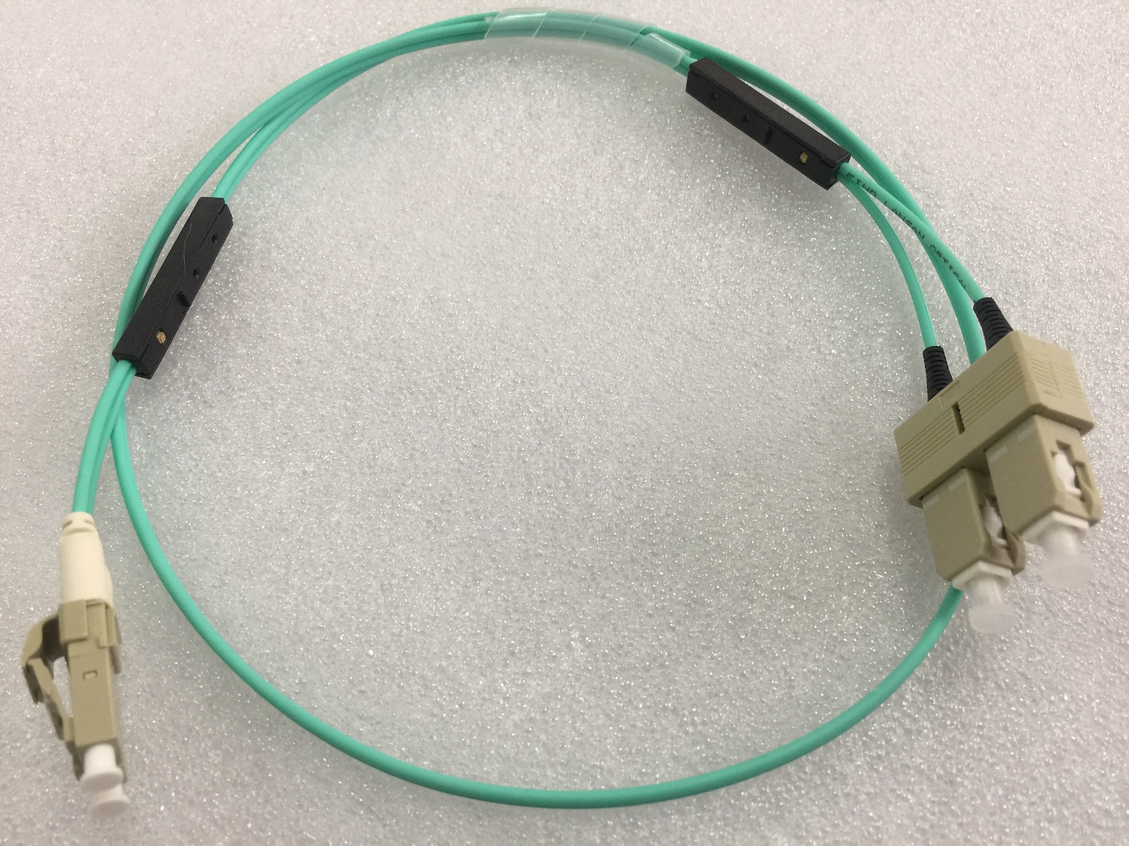 Trazable Cable de fibra óptica, LC/PC-SC/PC Patchcord dúplex OM3 Aqua 1M LSZH