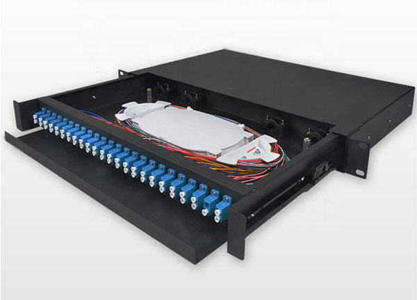 Rack montado riel deslizante de fibra óptica parche Panel ODF caja para sistema de red