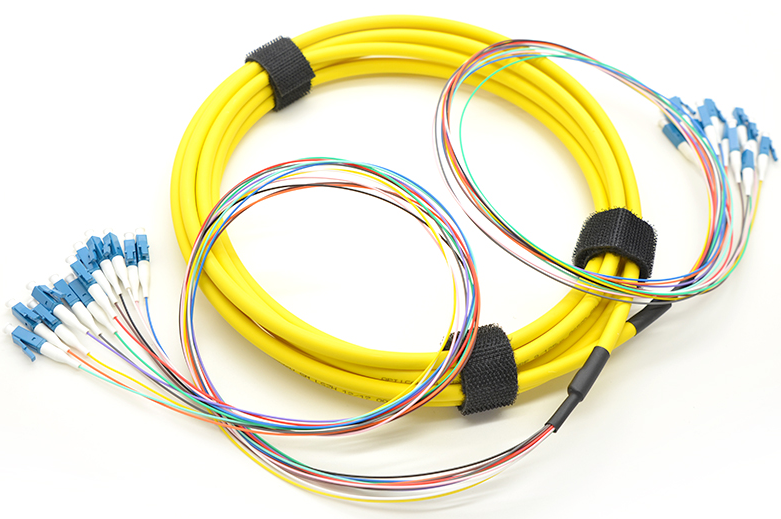 Cable de fibra a granel LC/UPC-LC/UPC 12 colores núcleos fibra óptica Patchcord SM G657A1 PVC