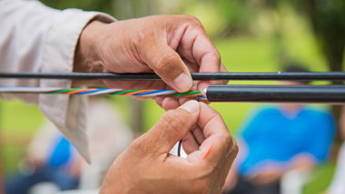 Se espera que el mercado mundial de cables de fibra de cinta supere los $4,37 mil millones en 2025